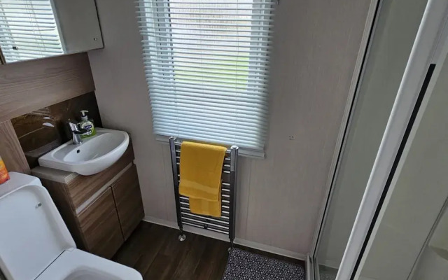 Mini Lodge Robin Hood Holiday Park