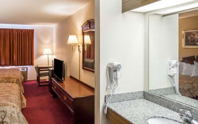 Rodeway Inn Cedar Rapids Westdale