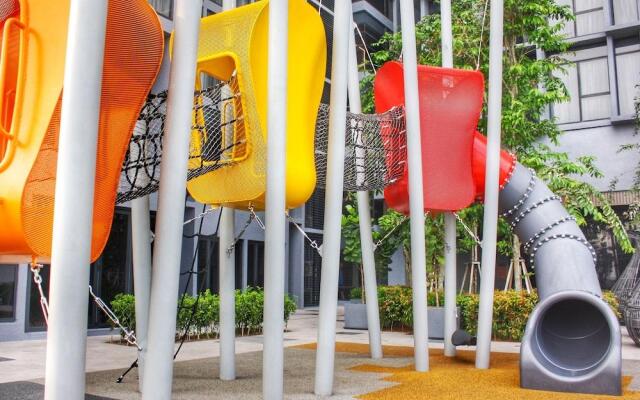 Expressionz Professional Suites by Luxurious Lifestyle Living