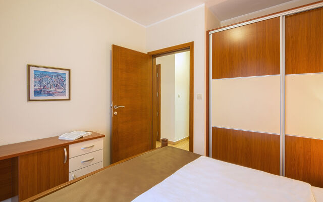 Apartments Holiday