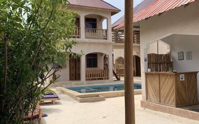 Chokoro House