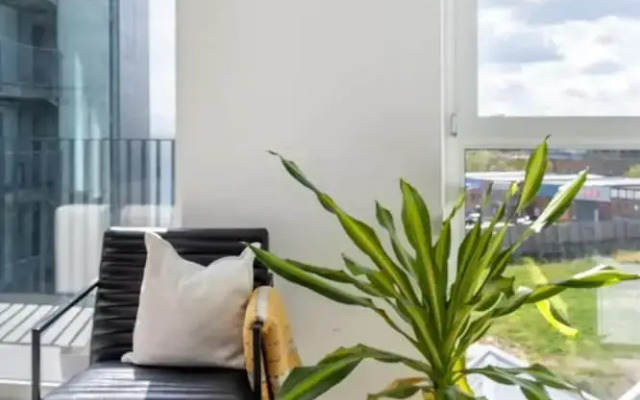 Stylish London Flat - Private Terrace - City View