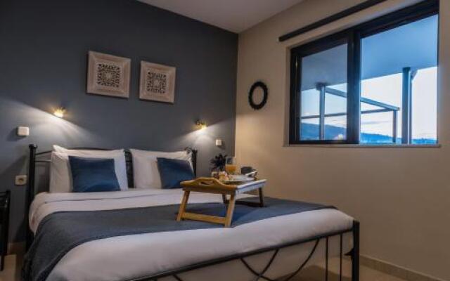 Jo Marinis Rooms