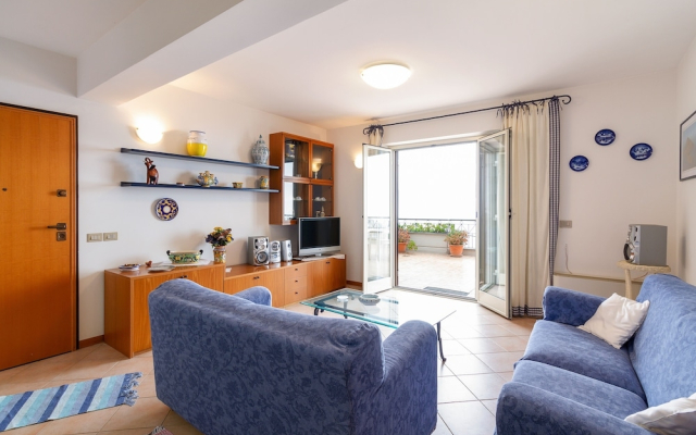 Fontana Vecchia Seaview Apartment