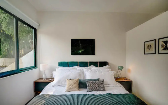 Zen Modern by Mr.W