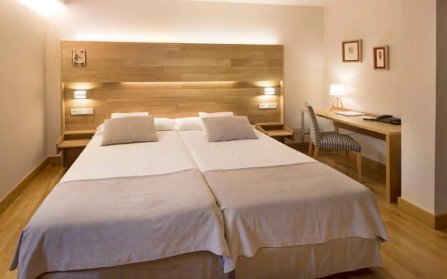 Hotel Real Colegiata San Isidoro