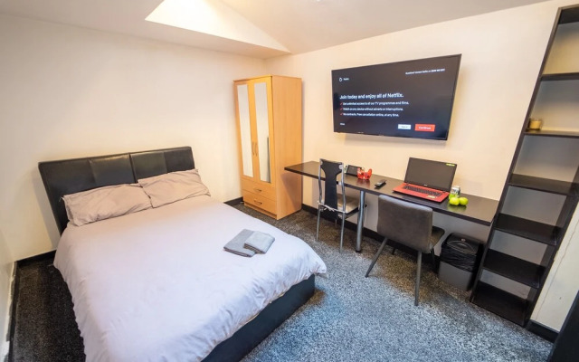 Studio Close to University of Birmingham