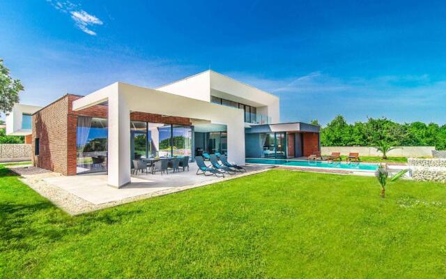 Villa Istria Deluxe Ii