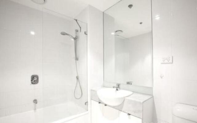 City Tower Apartment