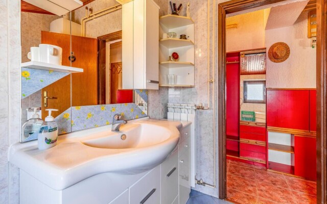 Amazing Home in Pula With Wifi and 2 Bedrooms