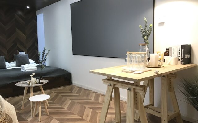 VK House No.5 Jingan Temple