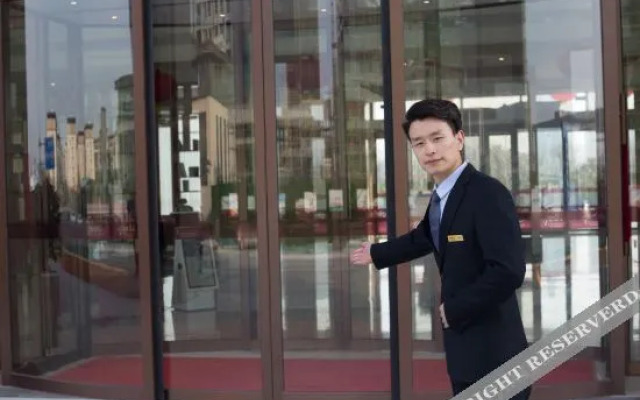 Dengzhou Ruihua Pengyi Hotel