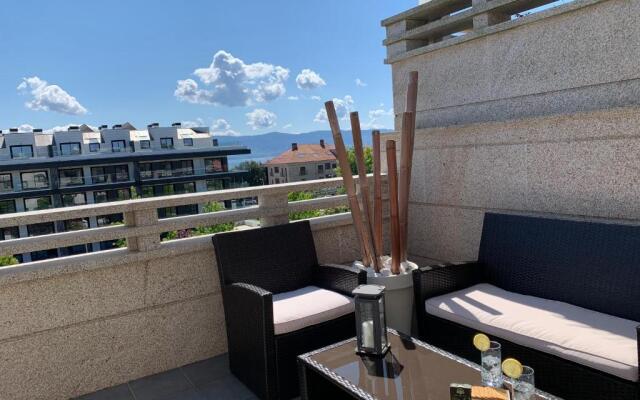 CANELAS SUITES ÁTICO Amplias Terrazas