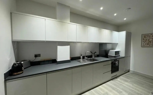1 Bed-sleeps 4-town Centre-10 min to Ascot- Pets