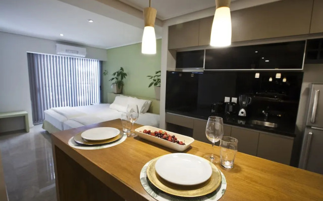 Le Montreal Apartments