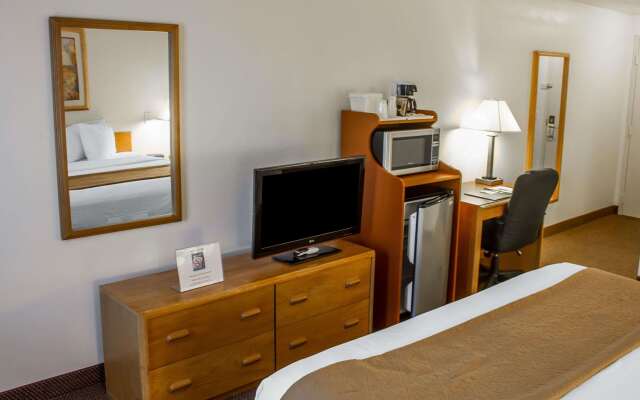 Quality Inn & Suites Longview Kelso