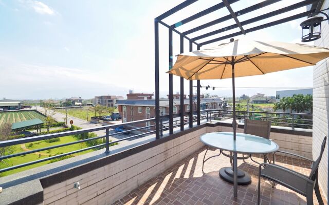 Sakura Bed and Breakfast