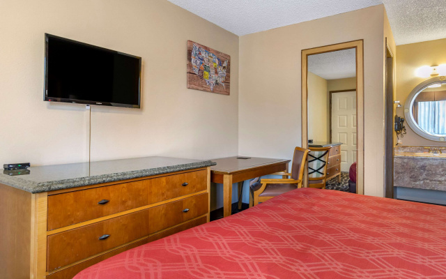 Econo Lodge Ellensburg Near University