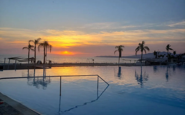 Aria Ocean 208 Beach Front Apartment Nuevo Vallarta