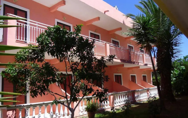 Valentinos Apartments