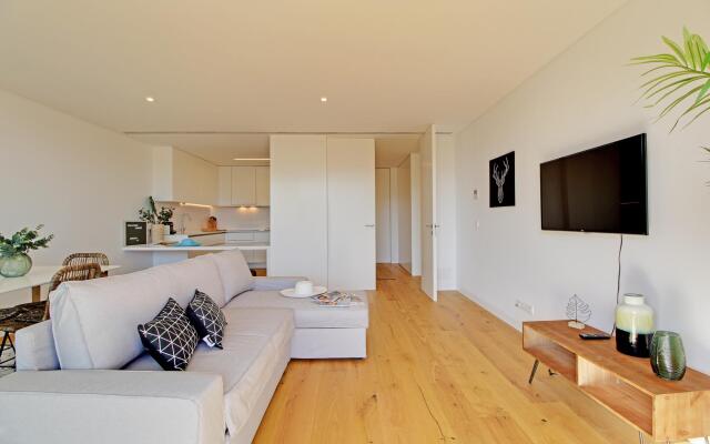 White Nature Apartment