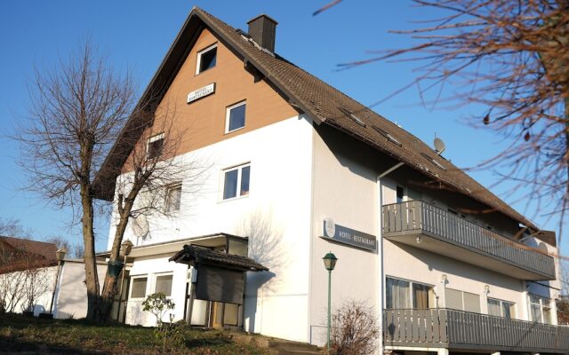 SN Hotel and Restaurant