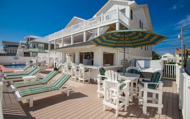 Seaside Serenade by RedAwning