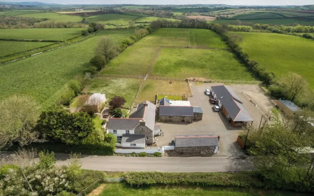 Upper Calffield Caravan