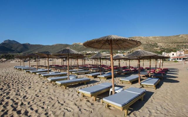 En Plo Beachfront Rooms