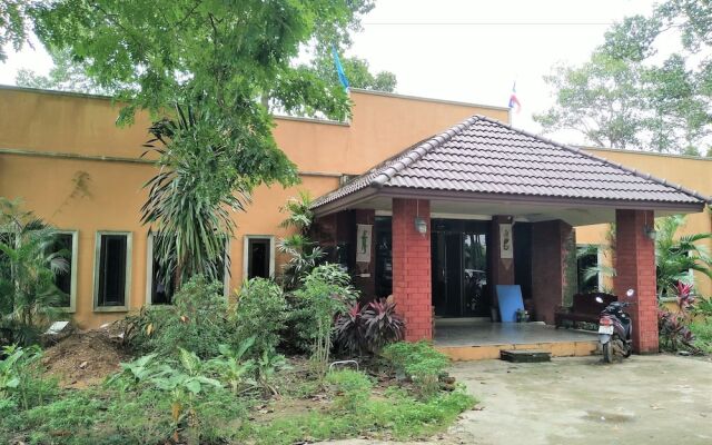 Makmai Resort
