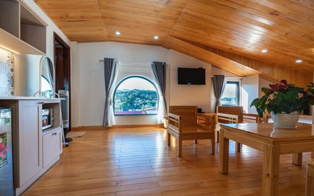 N Queen Apartment Hotel