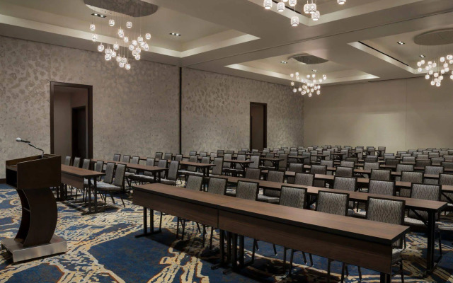 Buffalo Marriott at LECOM HARBORCENTER