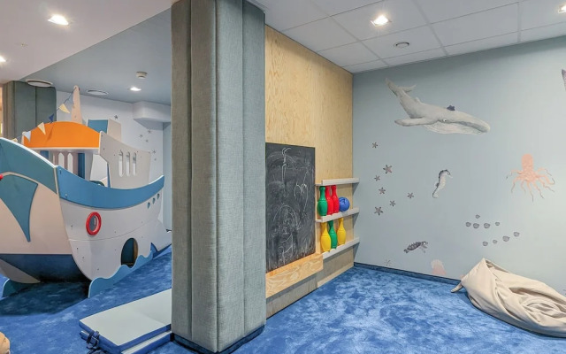 Two-bedroom Accepting Pets by Renters