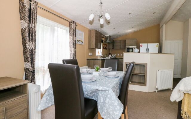 Squirrel Lodge Hazel 6
