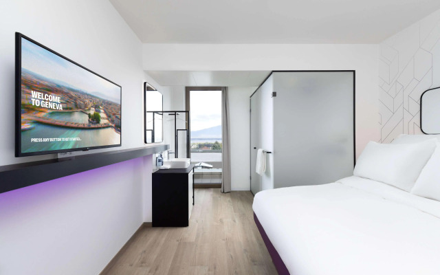 YOTEL Geneva Lake