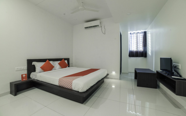 Samudra Executive by OYO Rooms