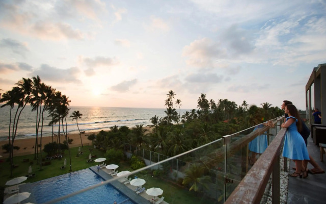 Club Waskaduwa Beach Resort & Spa