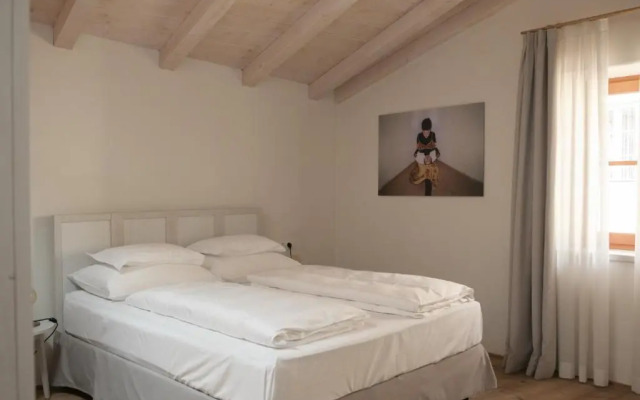 1477 Reichhalter Eat & Sleep