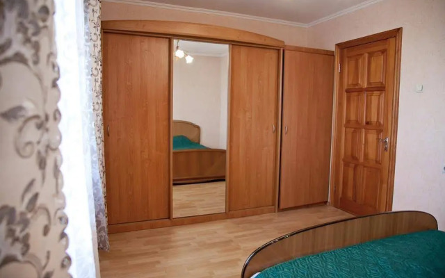 Poznyaky Apartments