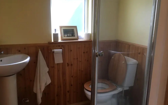Annex Apartment in Quiet, Highland Village