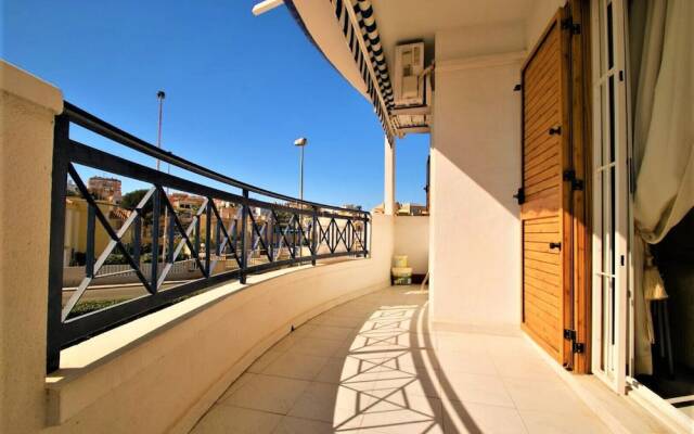 043 Holiday Bliss / AC - Wifi