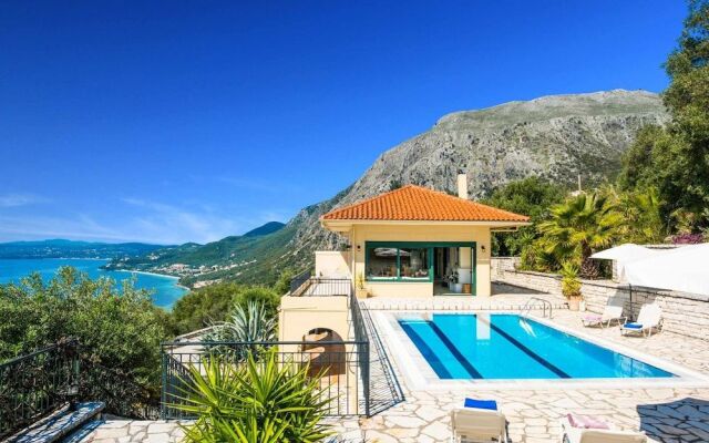 Villa Theaya