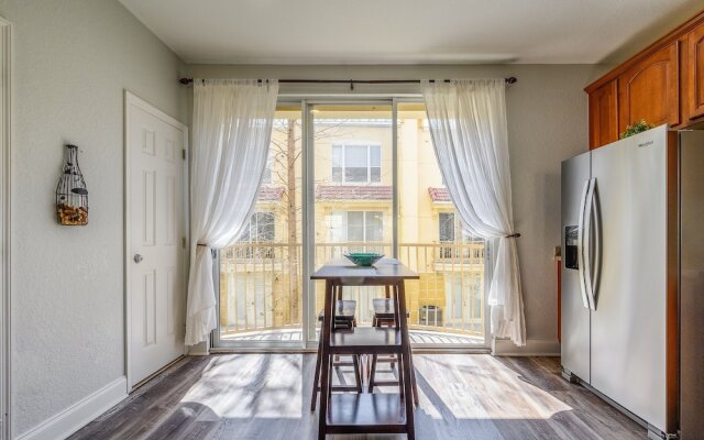 Casa Bella Townhome 3 Bedroom Condo by RedAwning