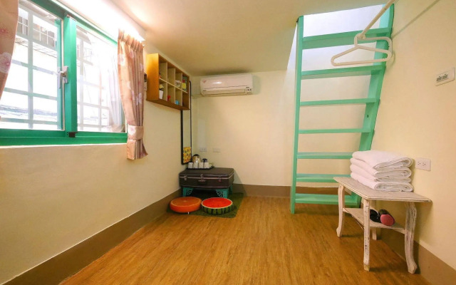 Rabbit house hotel