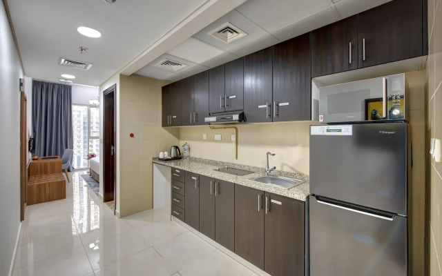 Royal Regency Suites Dubai Marina Hotel