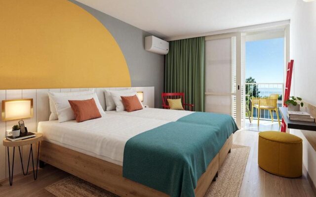 Sunny Makarska by Valamar