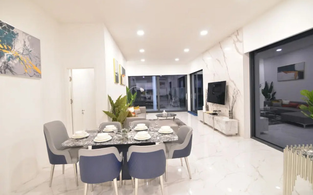 Villa with Shared Pool in Central Pattaya - Palmc19