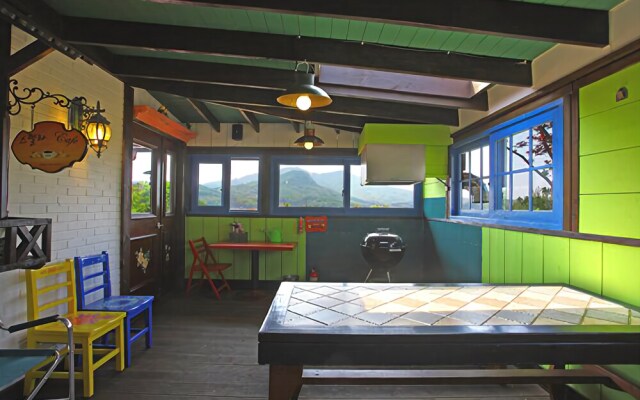 Ganghwado Helgi House Pension