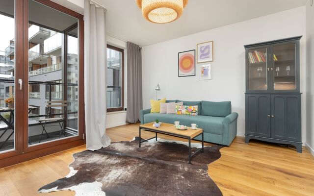 Apartment Siedmiogrodzka Wola by Renters