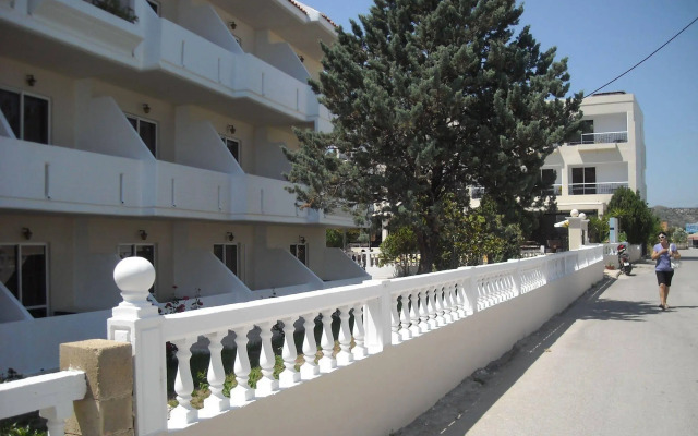 Mike's House Hotel